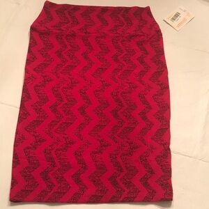 NWT LuLaRoe Cassie Red/Black Skirt Size XS A1
